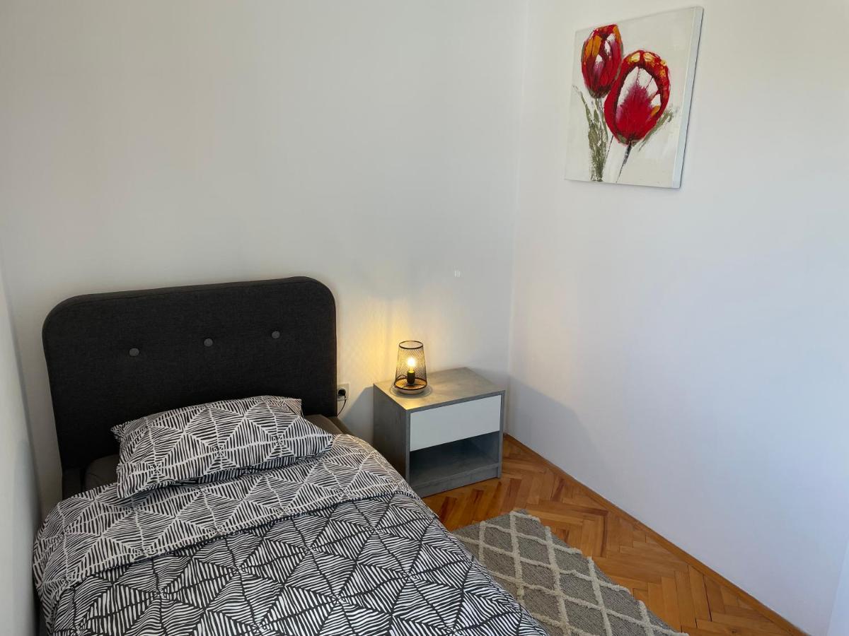 Apartment Tulip Premantura Buitenkant foto